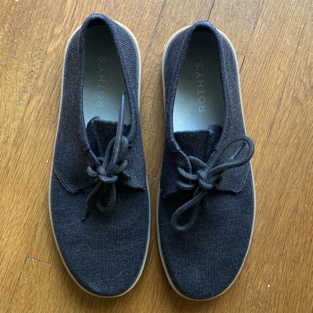 Rothy’s Monty Sneaker in Brown NWOB